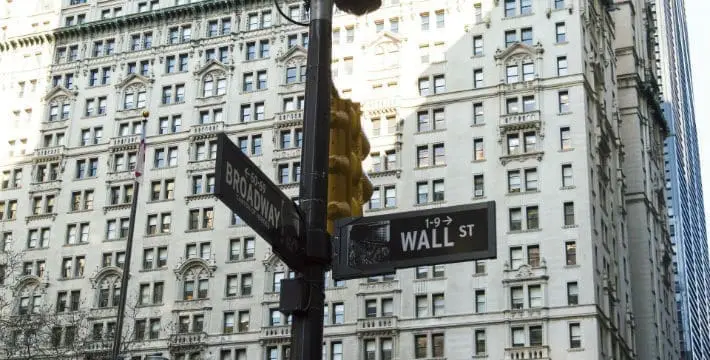 Wall Street Suffers Losses