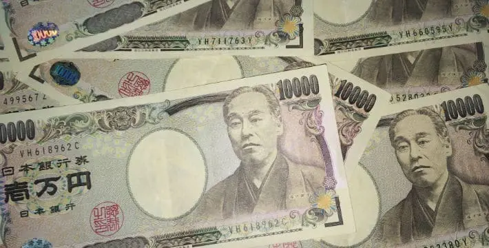 Japanese Yen Falls