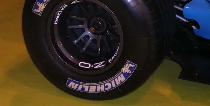 Michelin Shares Gain