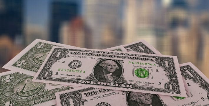 US Dollar Strengthens